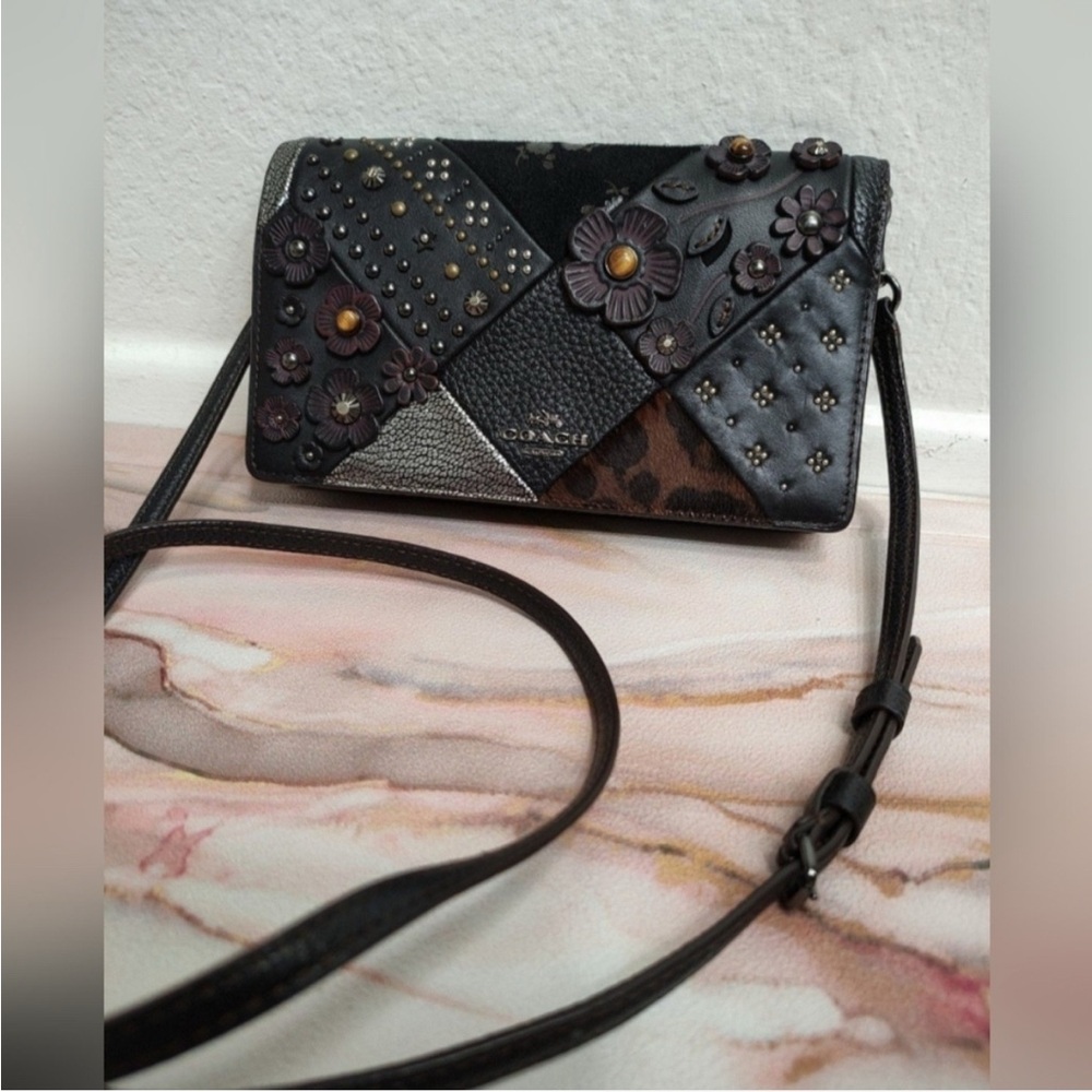 Coach 56117 Foldover Crossbody In Embellished Canyon Quilt Leather Tea Rose